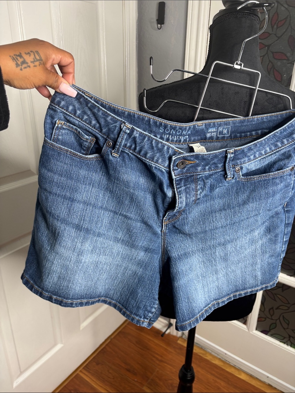 Sonoma Blue Denim Women's Jean Shorts